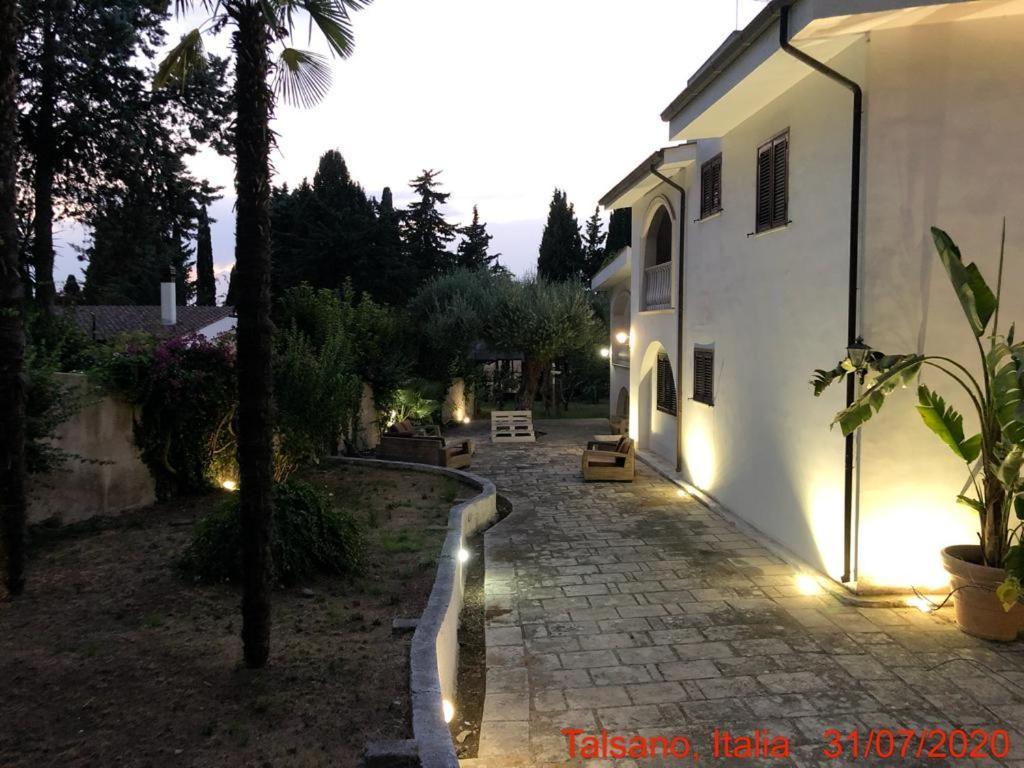 Relais Villa Lama Boutique Hotel טאראנטו מראה חיצוני תמונה